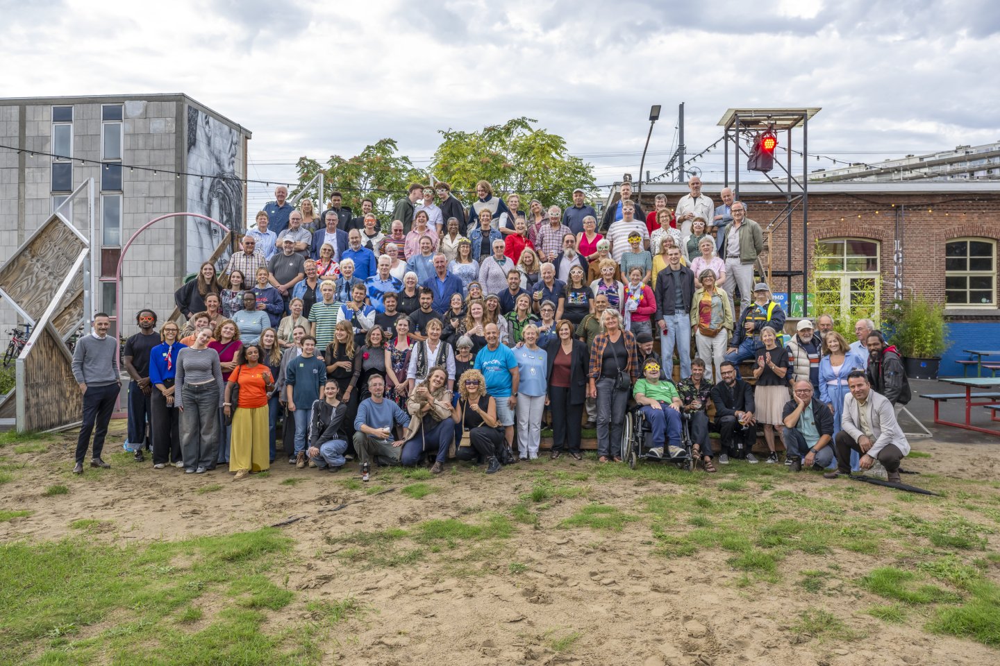 Groepsfoto van team en vrijwilligers van Zomer van Antwerpen